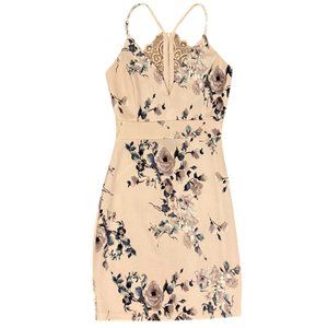NWOT Dainty Hooligan Boutique Bodycon Floral Pink Dress Lace Detail Open Back
